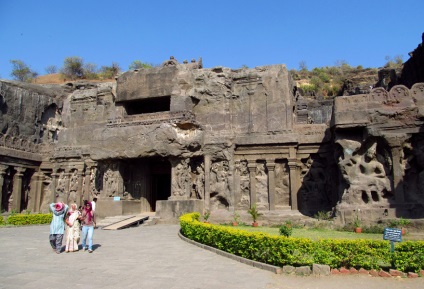 Barlang templomok Ajanta és Ellora