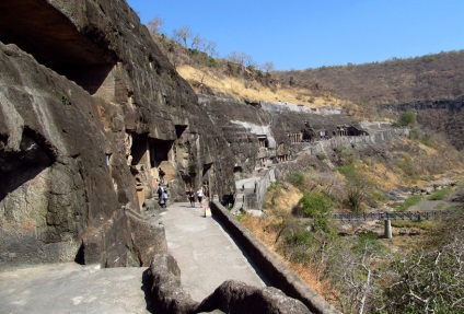 Peștera templelor din Ajanta și Ellora