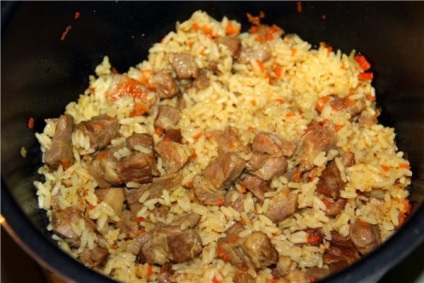 Pilaf kukta (bárány, csirke) recept egy fotó