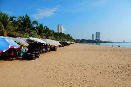 Plaja Jomtien - una dintre cele mai bune din Pattaya