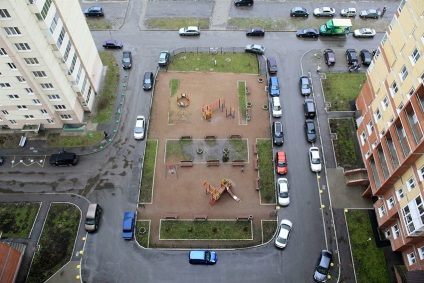 Miért üres Moszkva új házaiban a földalatti parkolóhelyek?
