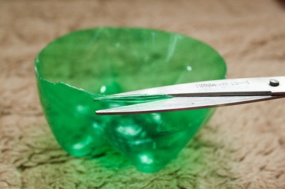 Artizanat din sticle de plastic - o pungă originală pentru obiecte mici