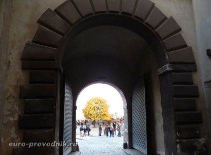 Castelul Praga din Praga, care arata din partea de est a cetatii