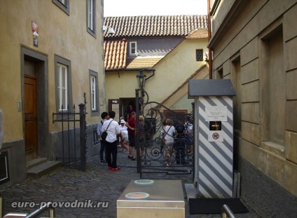 Castelul Praga din Praga, care arata din partea de est a cetatii