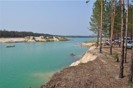 Un loc frumos de relaxat - un lac de var (Tyumen)