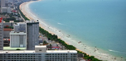 Zona și plaja din Jomtien din Pattaya - imagine de ansamblu