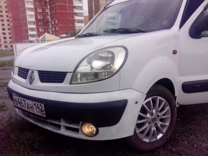 Renault Kangu 2004, 1390, cu o luna in urma a fost achizitionat masina reno kengo, benzina, mecanica,