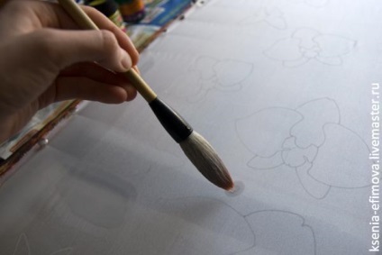 Pictura pe clasa de mătase pentru începători, desene și tehnici