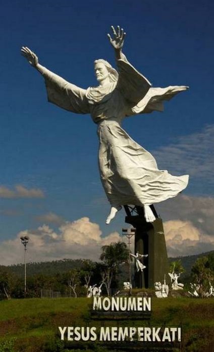 Cele mai înalte statui ale lui Isus Hristos din lume, despre care mulți nu au auzit