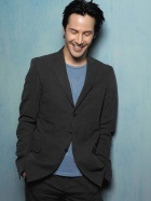 A legszembetűnőbb fotózásra Keanu Reeves - egy női magazinban