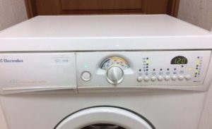 Mașină de spălat electronică ews 1046 - Manual de utilizare