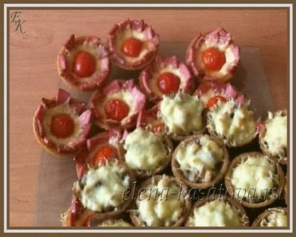 Tartlets töltött a sütőben