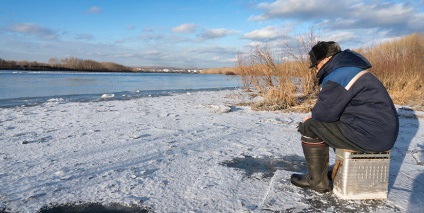 Grosimea gheții pentru pescuit, pentru călătorii pe gheață pe zăpadă și mașină, reguli de siguranță