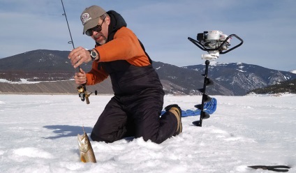 Grosimea gheții pentru pescuit, pentru călătorii pe gheață pe zăpadă și mașină, reguli de siguranță