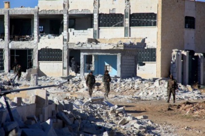 Trei ani de asediu armata lui Assad a deblocat o bază aeriană în Aleppo