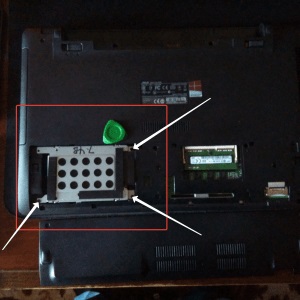 Instalarea ssd în loc de unitate dvd în laptop asus x550l