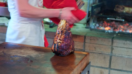 Dario Cecchini la carne de vită sau nu la carne de vită, la noi tradiții - stilul de viață al copacului-castan