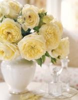 Decorați-vă decorați masa cu flori - 35 de idei și combinații