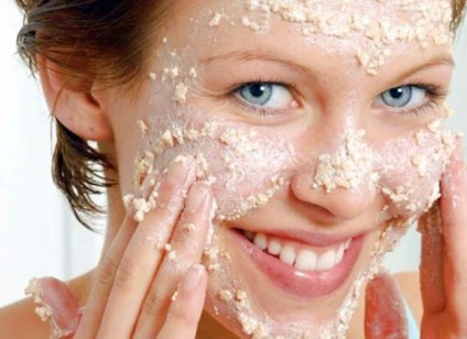 Acasă peeling 8 măști de exfoliere din ingrediente naturale!