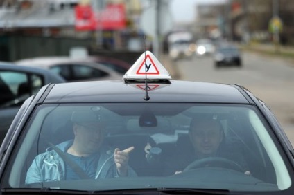 Gibdd a lansat un serviciu pentru a verifica școlile de șoferi pentru legalitate - Moscova 24