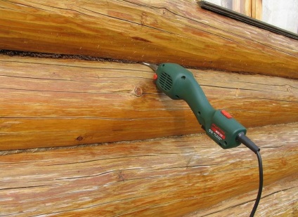 Unelte pentru fixarea tipurilor de case din lemn, aplicatii
