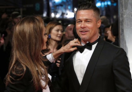 Povestea dragostei și despărțirii lui Brad Pitt și Angelina Jolie în fapte și fotografii atinge -