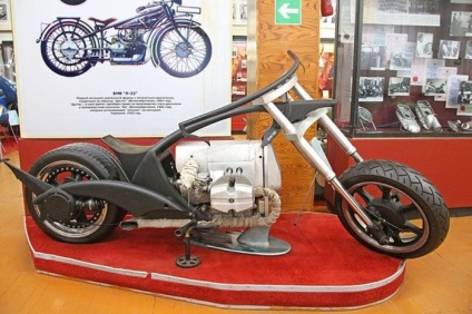 Mivel a motorkerékpár - Ural - vált a nemzeti kincs