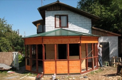 Cum să faci o verandă lângă casă