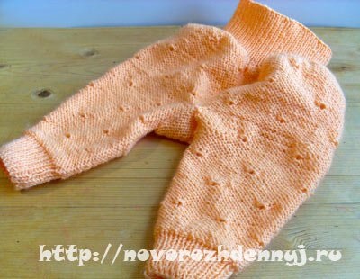 Cum să chiloți tricot pentru o fată cu ace de tricotat pentru un nou-născut