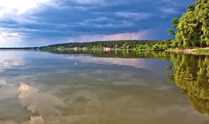 Cum de a alege o piscină pentru o reședință de vară