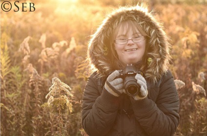 Pe măsură ce lumea vede un fotograf cu sindromul Down - InfoMania