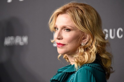 Courtney Love fotó ifjúkorában, és most - 300