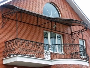 Kovácsoltvas erkély - Kép opciók és költségek