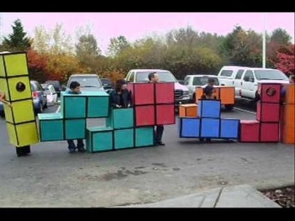 Costume creative pentru Halloween (trafic)