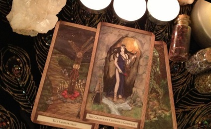 Ritualuri magice cu carduri de tarot pentru bani, pentru dragoste