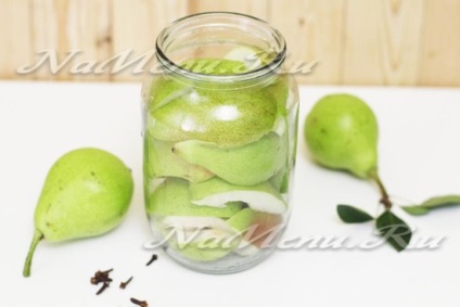 A pácolt körte a téli, egy egyszerű recept (pácolt) A pácolt körte a téli, egy egyszerű recept