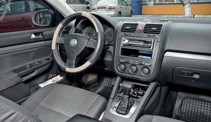 Hátránya Volkswagen Jetta 5 (Volkswagen Jetta) futásteljesítményes felülvizsgálat