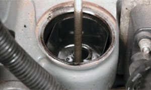 Niva de curățare a sistemului de ventilație a carterului 2 - repararea și reglarea modelului Chevrolet