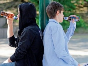 Tizenéves gyermek alkoholizmus Oroszország, megelőzés alkoholizmus a tizenévesek körében, statisztika