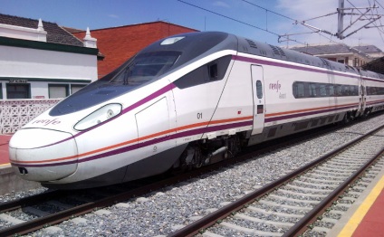 Un tren în Spania - despre trenuri renfe - serviciu de polarizare