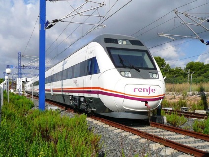 Un tren în Spania - despre trenuri renfe - serviciu de polarizare