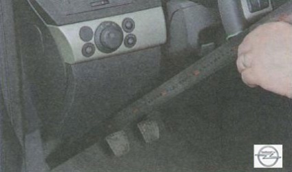 Ellenőrizze és állítsa be a stroke hajtás tengelykapcsoló pedált Opel Astra H