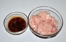 Ingredientul de fileu de pui cu ardei dulci - fotoreceptor pas cu pas