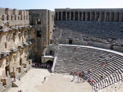 Oldalsó és környéke (Aspendos és Perge)