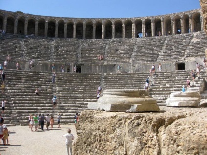 Oldalsó és környéke (Aspendos és Perge)