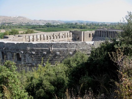 Oldalsó és környéke (Aspendos és Perge)