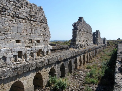 Oldalsó és környéke (Aspendos és Perge)