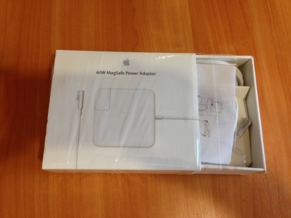 Hasonlítsa össze az eredeti 60W hálózati adapter MacBook Pro 13 és legfeljebb