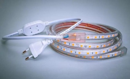 Bandă LED pentru conexiune 220V, circuit, vizualizare, contrast