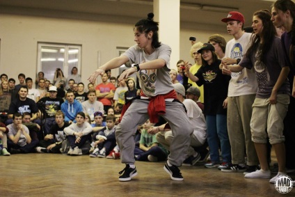 Dansul de hip-hop cum să danseze, unde să înveți în Minsk